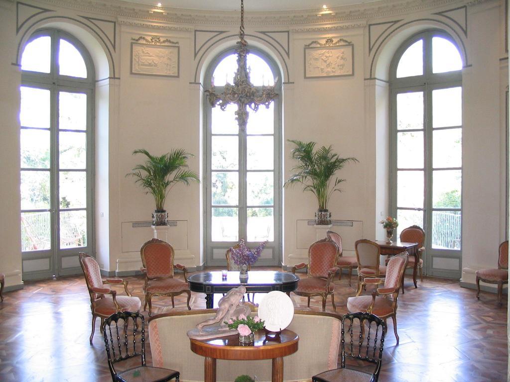 Bed and Breakfast Chateau De Clermont-Saves LʼIsle-Jourdain Exterior foto